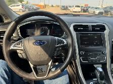 2016 Ford Fusion SE : Low Mileage , No Reported Accidents - Photo 12