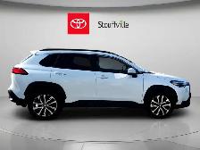2024 Toyota Corolla Cross XLE GENUINE | XLE PACKAGE | GAS | A... - Photo 3