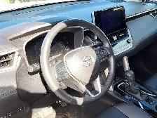 2024 Toyota Corolla Cross XLE GENUINE | XLE PACKAGE | GAS | A... - Photo 9