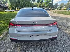 2021 Hyundai Elantra Preferred IVT - Photo 12