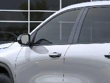 2027 Chevrolet Traverse Z71 - Photo 12