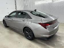 Hyundai Elantra Preferred IVT 2023 à vendre - Photo 11