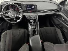 Hyundai Elantra Preferred IVT 2023 à vendre - Photo 19
