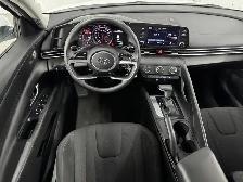 Hyundai Elantra Essential 2023 à vendre - Photo 19