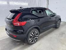 Volvo XC40 T5 Momentum AWD 2022 à vendre - Photo 7
