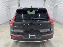 Volvo XC40 T5 Momentum AWD 2022 à vendre - Photo 9