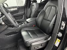 Volvo XC40 T5 Momentum AWD 2022 à vendre - Photo 14