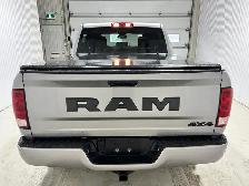 RAM 1500 Classic Express cabine d'équipe 4x4 caisse de 5 pi 7 po - Photo 7