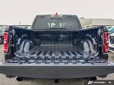 2026 RAM 1500 EXPRESS BLACK | 8.4 SCR | CPL/AND | TOW | BLIND - Photo 10