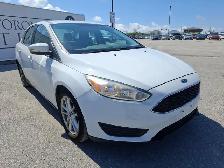 2016 Ford Focus - Photo 3