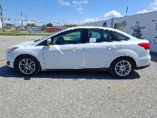 2016 Ford Focus - Photo 8