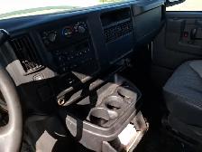 2004 GMC Savana - Photo 12