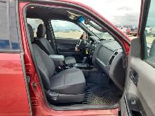 2012 Ford Escape - Photo 18