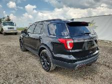 2017 Ford Explorer - Photo 3