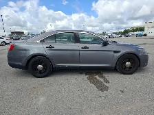 2016 Ford Taurus - Photo 4