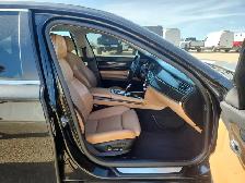 2011 BMW 7 Series - Photo 17