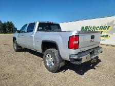 2019 GMC Sierra 2500HD - Photo 3