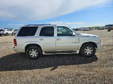 2005 Cadillac Escalade - Photo 8