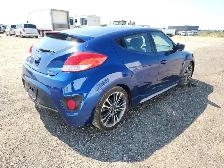 2016 Hyundai Veloster - Photo 4