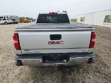 2015 GMC Sierra 1500 w/ Max Trailering Package - Photo 6