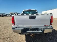 2011 GMC Sierra 2500HD - Photo 5