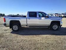 2017 GMC Sierra 2500HD - Photo 7