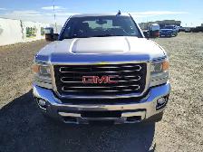 2017 GMC Sierra 2500HD - Photo 8