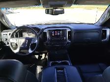 2017 GMC Sierra 2500HD - Photo 18