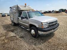 2003 Chevrolet Silverado 3500 - Photo 2