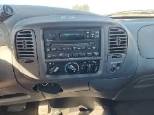 2002 Ford F-150 - Photo 8