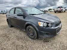 2015 Chevrolet Sonic - Photo 2