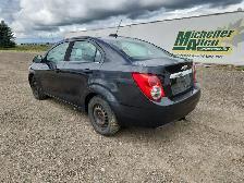 2015 Chevrolet Sonic - Photo 3