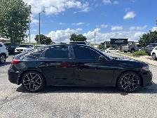 2022 Honda Civic Hatchback Sport Touring | Low Km's | Sunroof - Photo 4