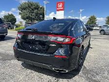 2022 Honda Civic Hatchback Sport Touring | Low Km's | Sunroof - Photo 5