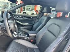 2022 Honda Civic Hatchback Sport Touring | Low Km's | Sunroof - Photo 9