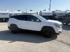 2024 GMC Terrain SLT - Photo 4