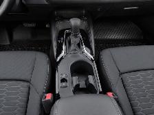 2027 Toyota Corolla Hatchback CVT SE PLUS TRIM - Photo 17