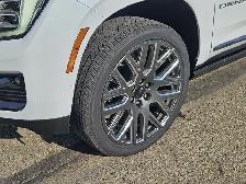 2026 GMC Yukon Denali Ultimate Diesel Executive 2nd Row - Photo 7