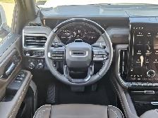 2026 GMC Yukon Denali Ultimate Diesel Executive 2nd Row - Photo 12