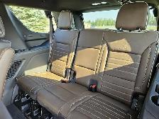 2026 GMC Yukon Denali Ultimate Diesel Executive 2nd Row - Photo 20