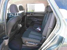 2022 Kia Sorento LX - Photo 6