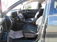 2022 Kia Sorento LX - Photo 8
