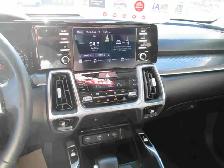 2022 Kia Sorento LX - Photo 10