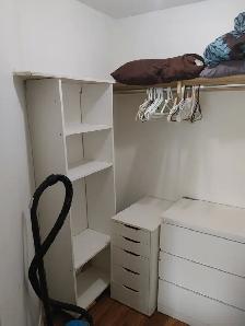 Furnished master bedroom with private bathroom for rent. - Photo 5