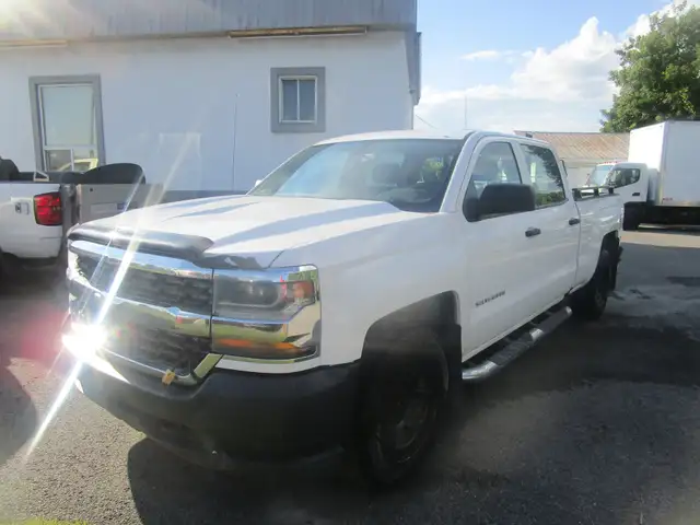 Chevrolet Silverado CREWCAB 4x4 1500 inspecte garantie financeme