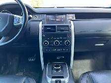 2017 Land Rover Discovery Sport SE AWD | Reverse Camera | Heated - Photo 12