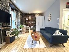 Loft studio entièrement meublé à louer Vieux-Québec juillet 2026