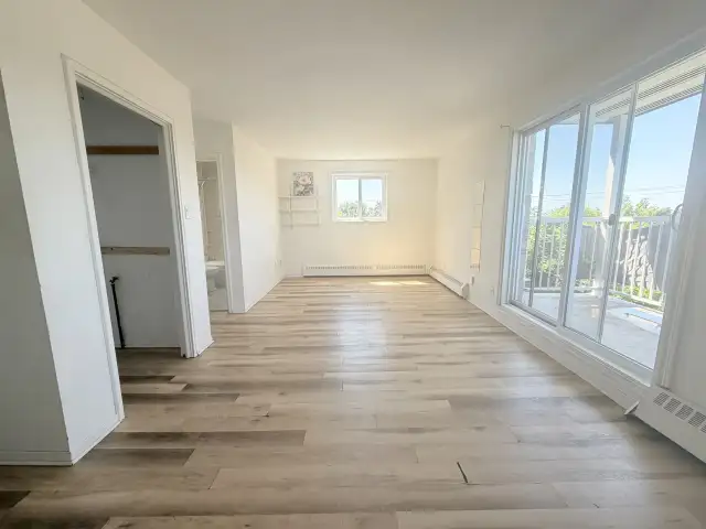 Appartement Loft studio à louer Neufchâtel / Lebourgneuf août 20