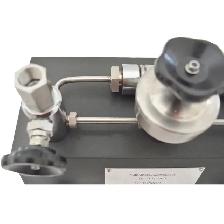 Gauge Pressure Pump Calibrator w/Hand Lift Pump 0-60MPA 056410 - Photo 5