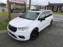 2025 Chrysler Pacifica Limited S CLEAN CARFAX CERTIFIED - Photo 2